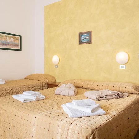 Hotel Pironi San Mauro Mare Kültér fotó