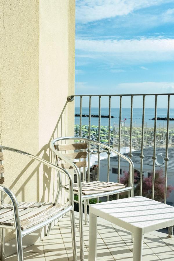 Hotel Pironi San Mauro Mare Kültér fotó